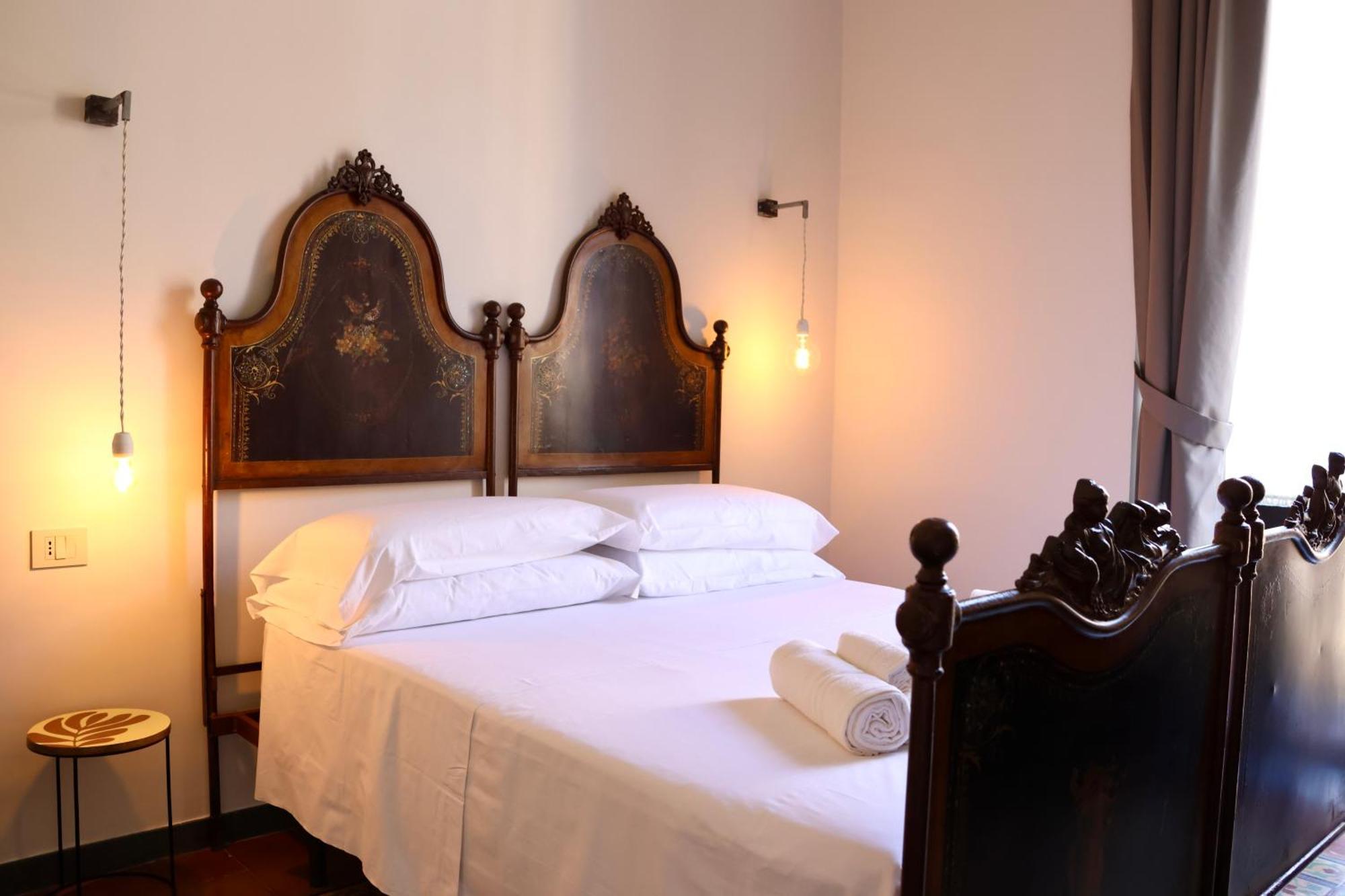 Holiday Lux Boutique Room Катания Экстерьер фото