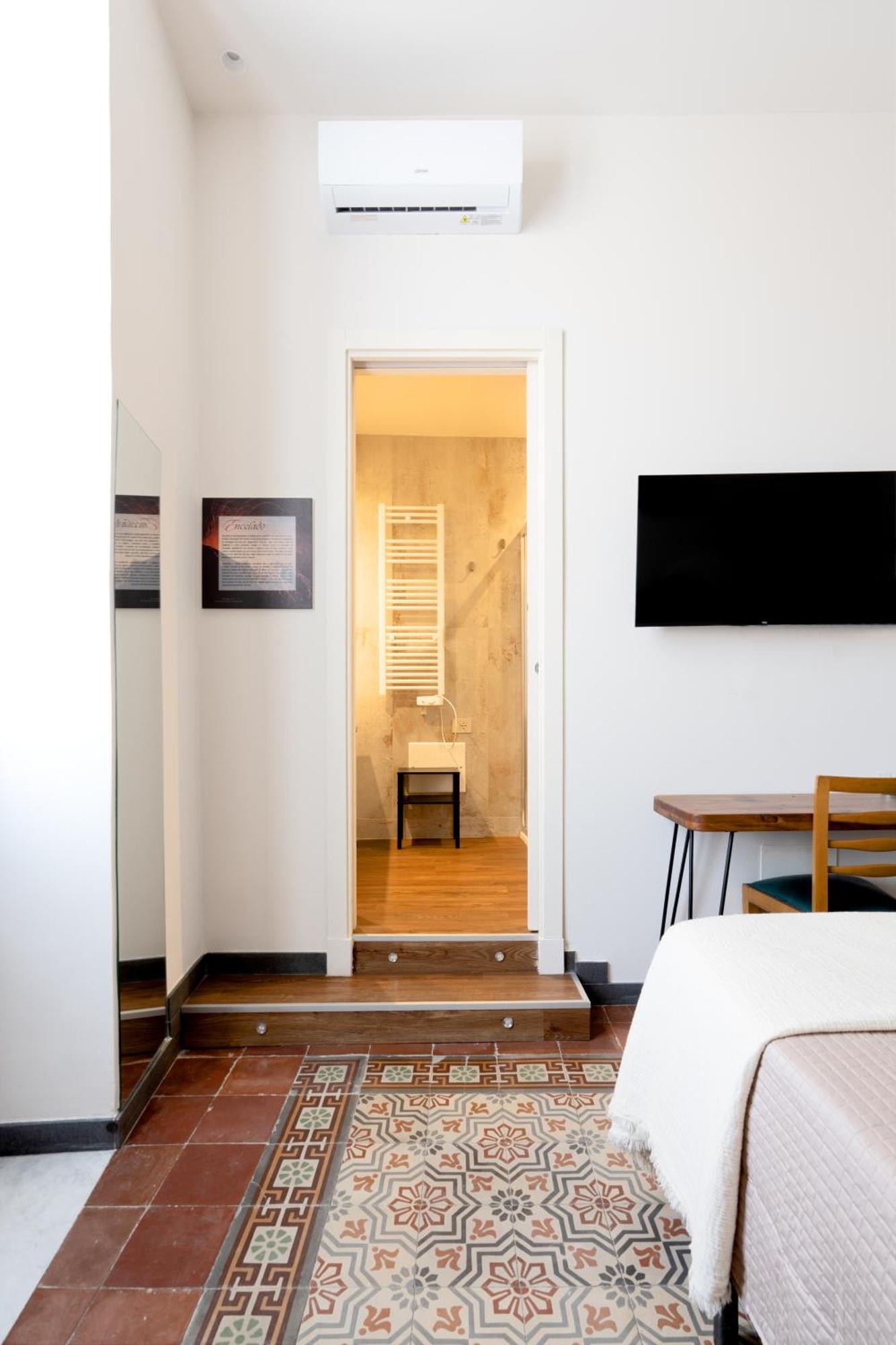 Holiday Lux Boutique Room Катания Экстерьер фото