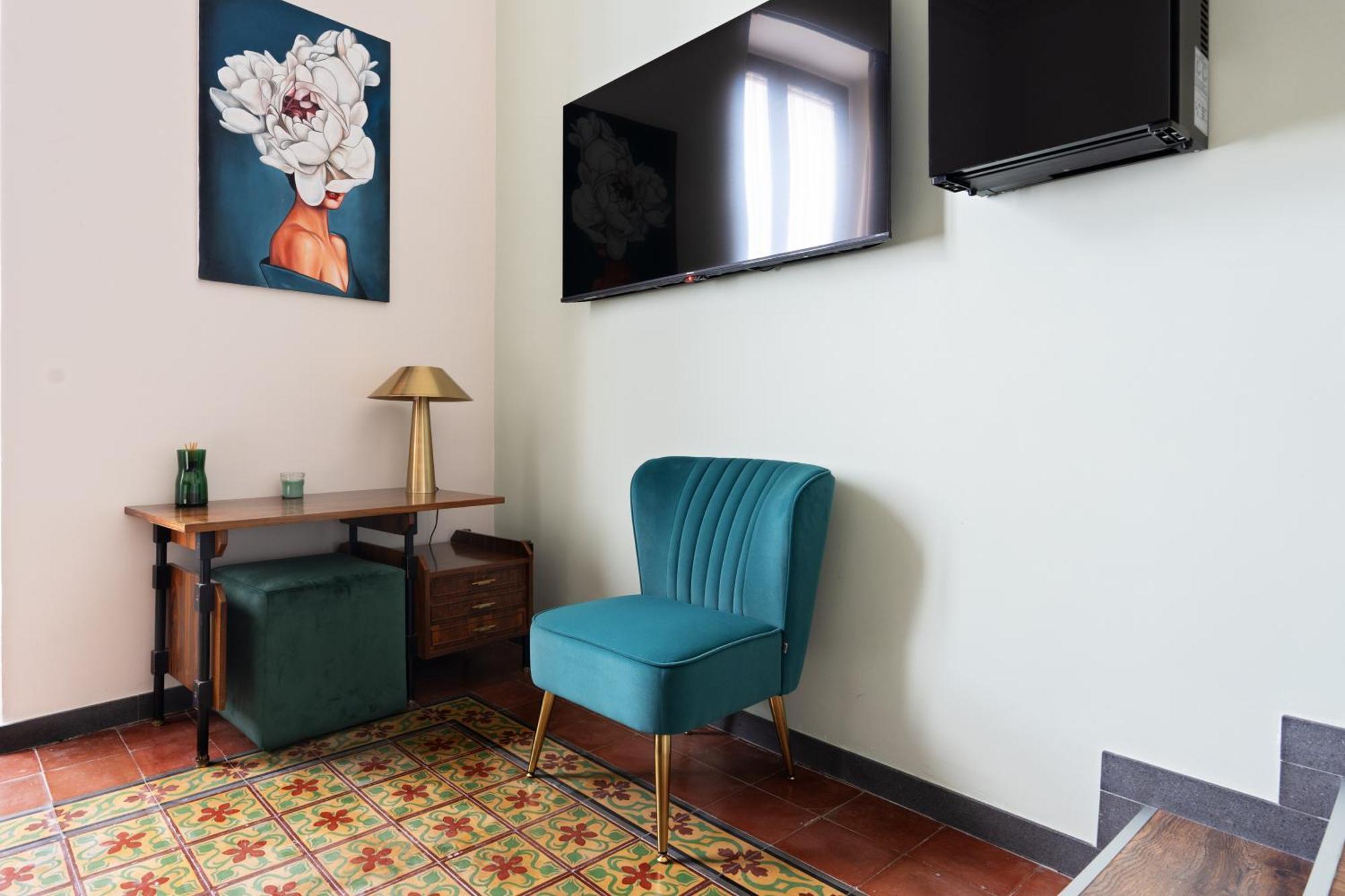 Holiday Lux Boutique Room Катания Экстерьер фото